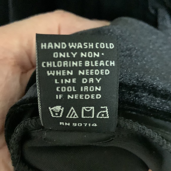 Ellen Tracy black velvet stretchy with sparkly accents - Picture 10 of 10